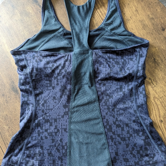 Nike Dri-Fit - Picture 2 of 7